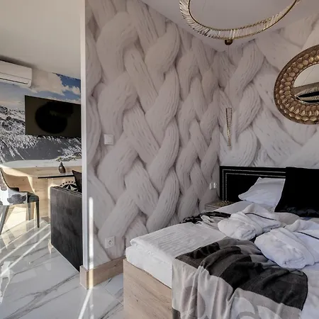 & Resort, Odkryj-bialke Apartamento *